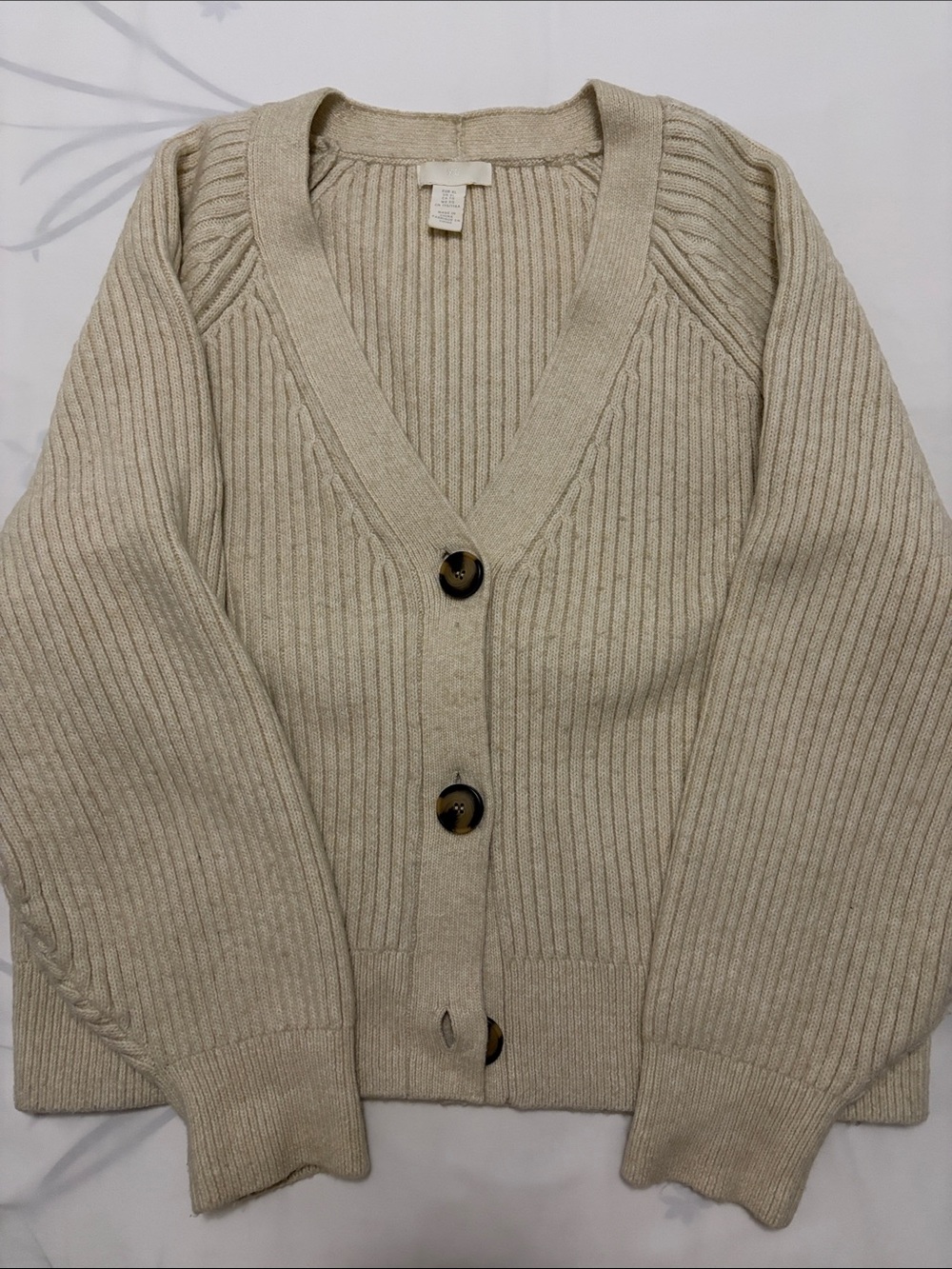 H&M beige ribbed knit cardigan